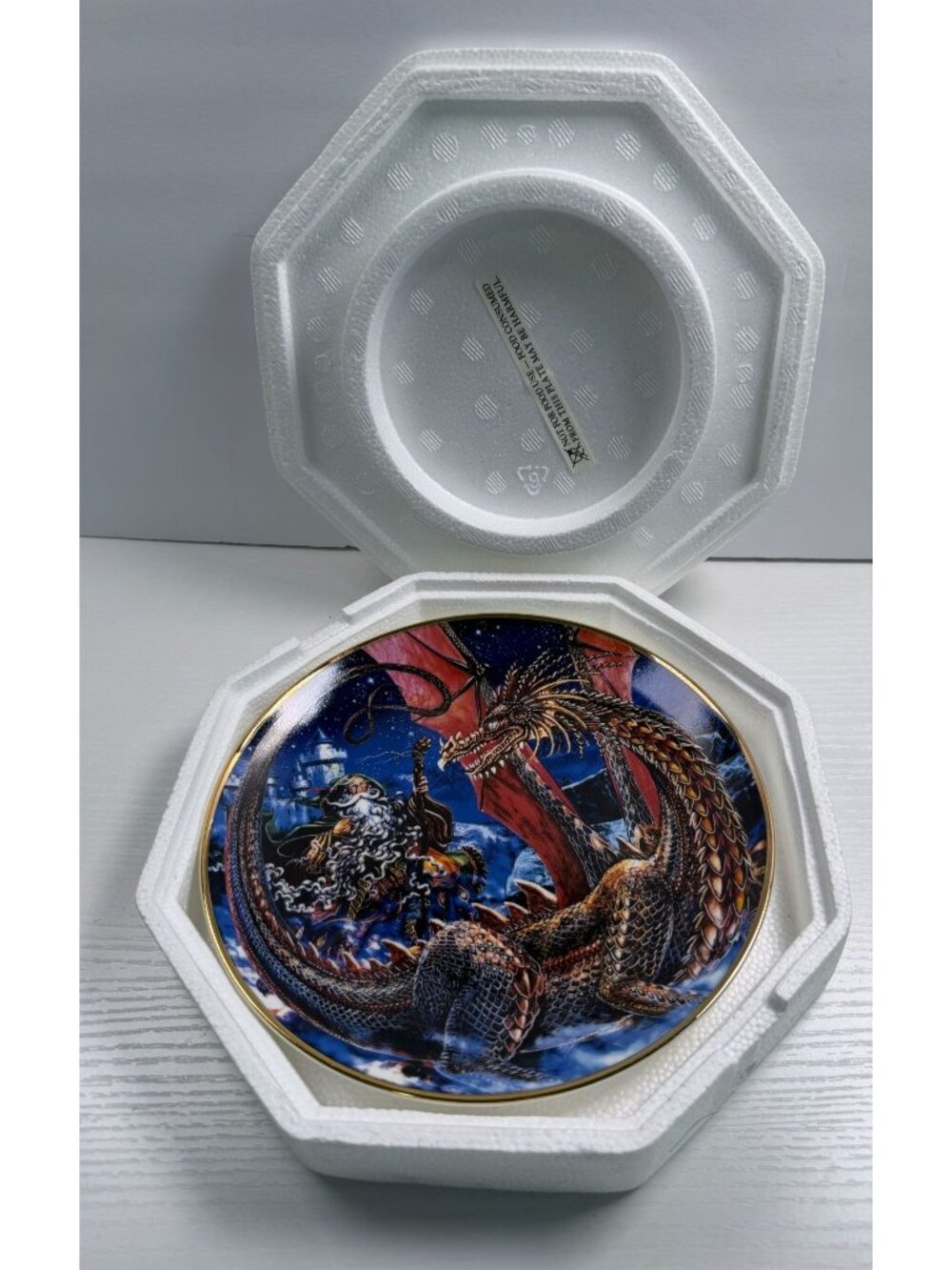 Royal Doulton Dragonland Collector Plate Myles Pinkney Dragon Art Franklin Mint - Picture 6 of 7